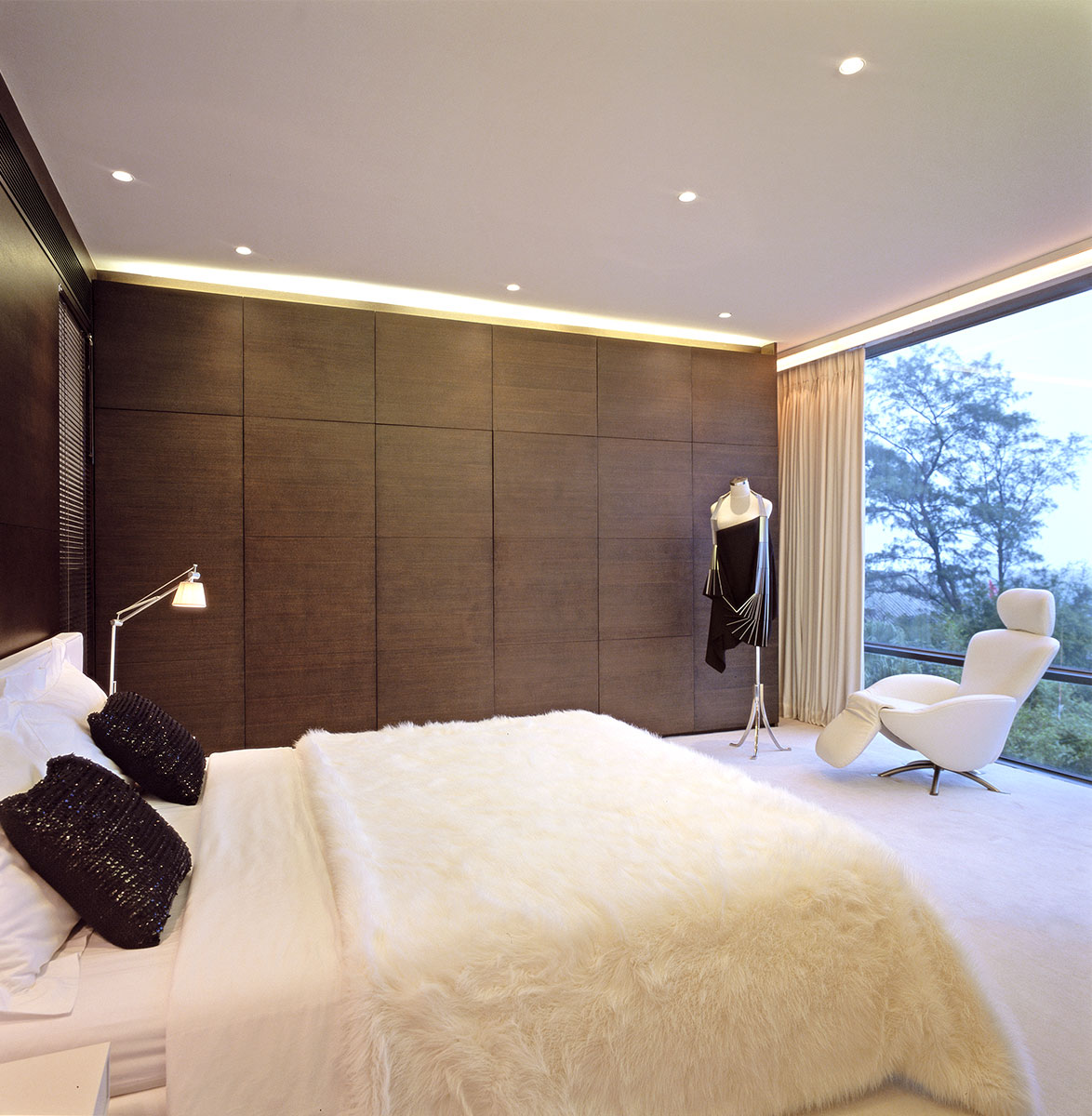 Peel Rise, Hong Kong